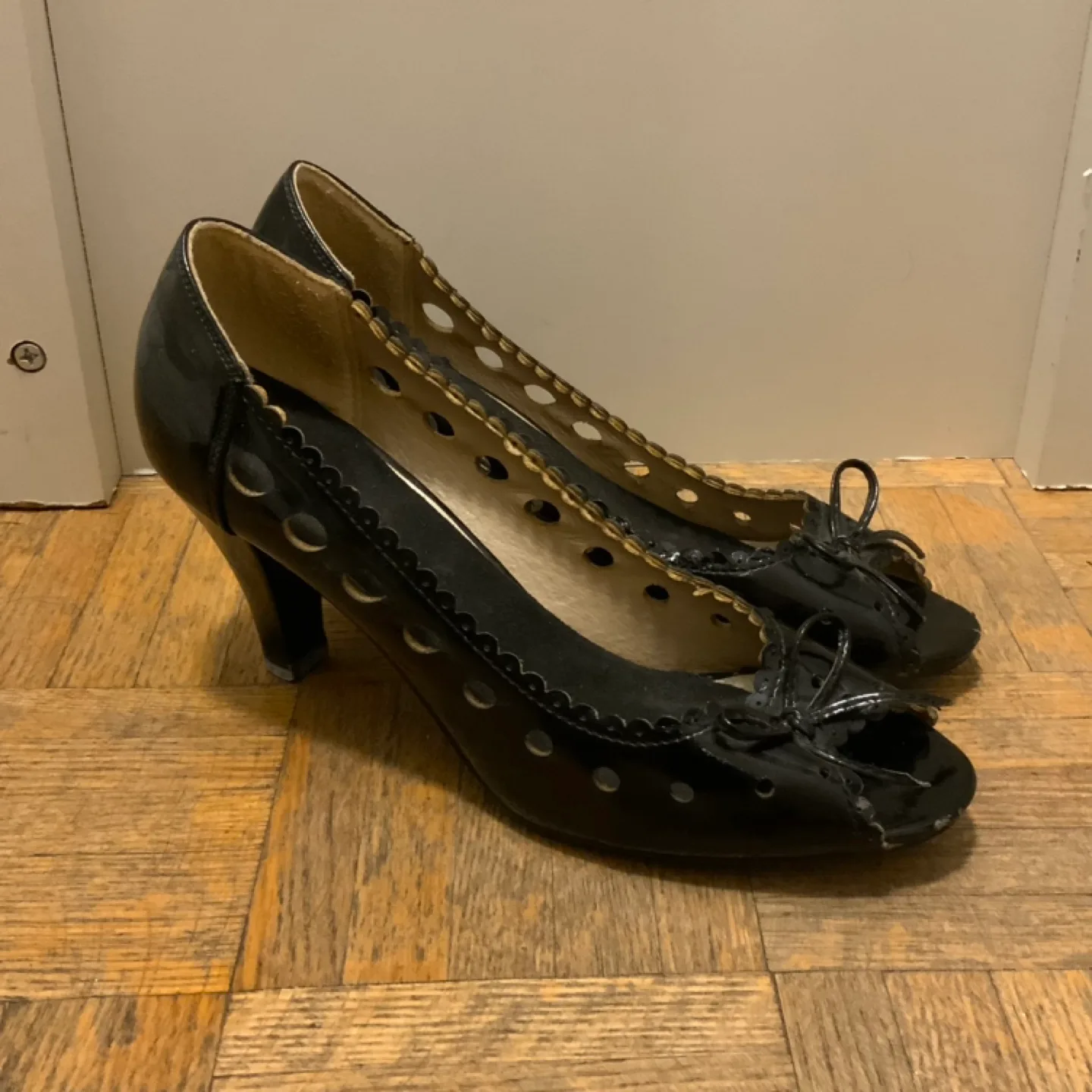 Cute Peep-toe Heels with Bow 🇨🇦 thumbnail
