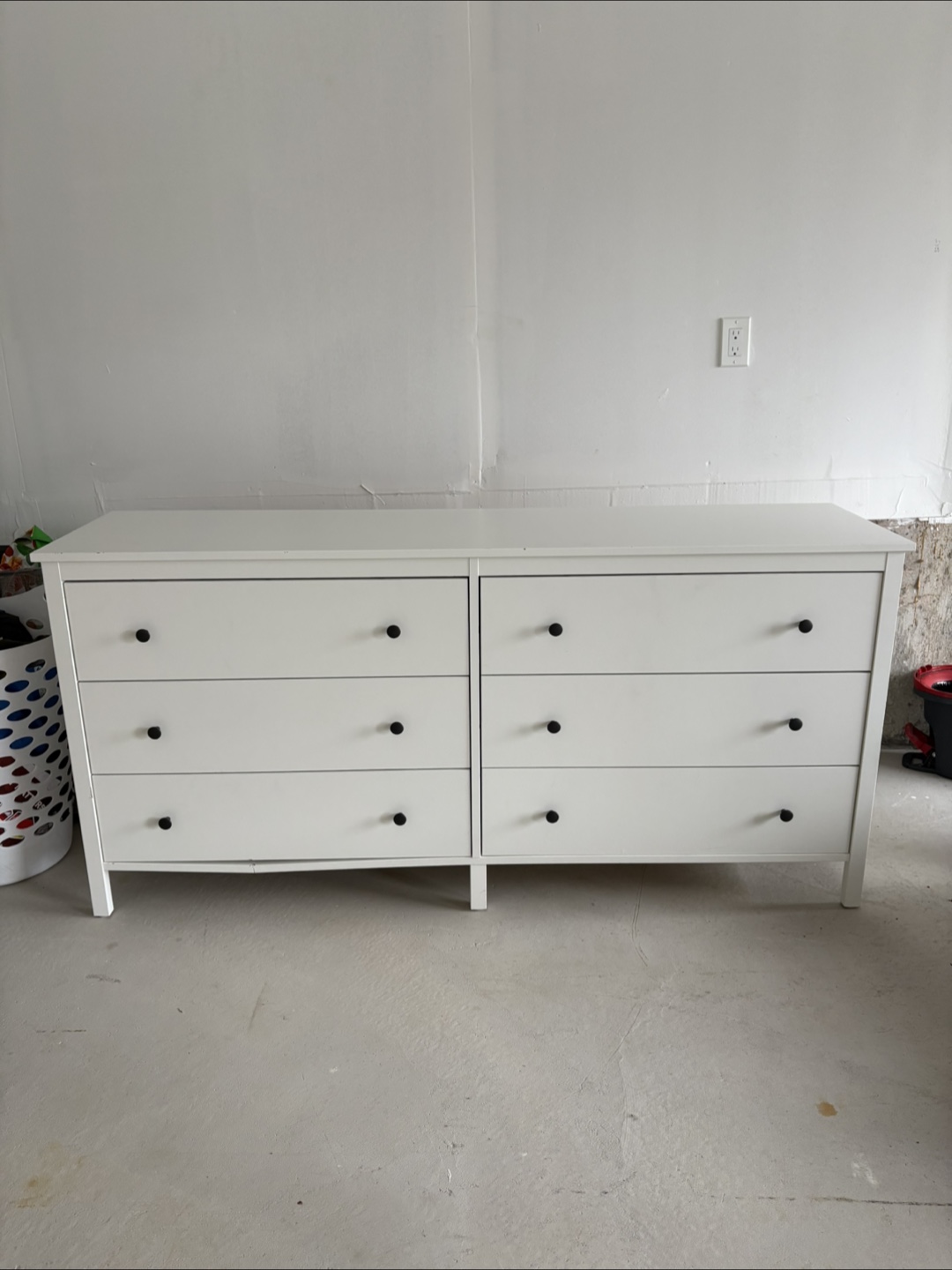 White Dresser Table