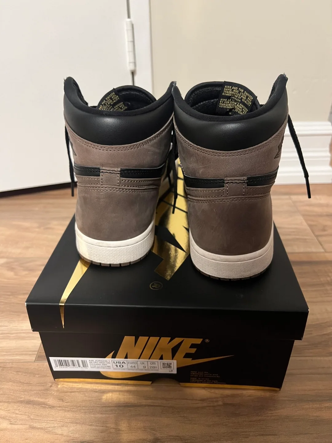 Nike Air Jordan 1 Palomino image indicator(4)