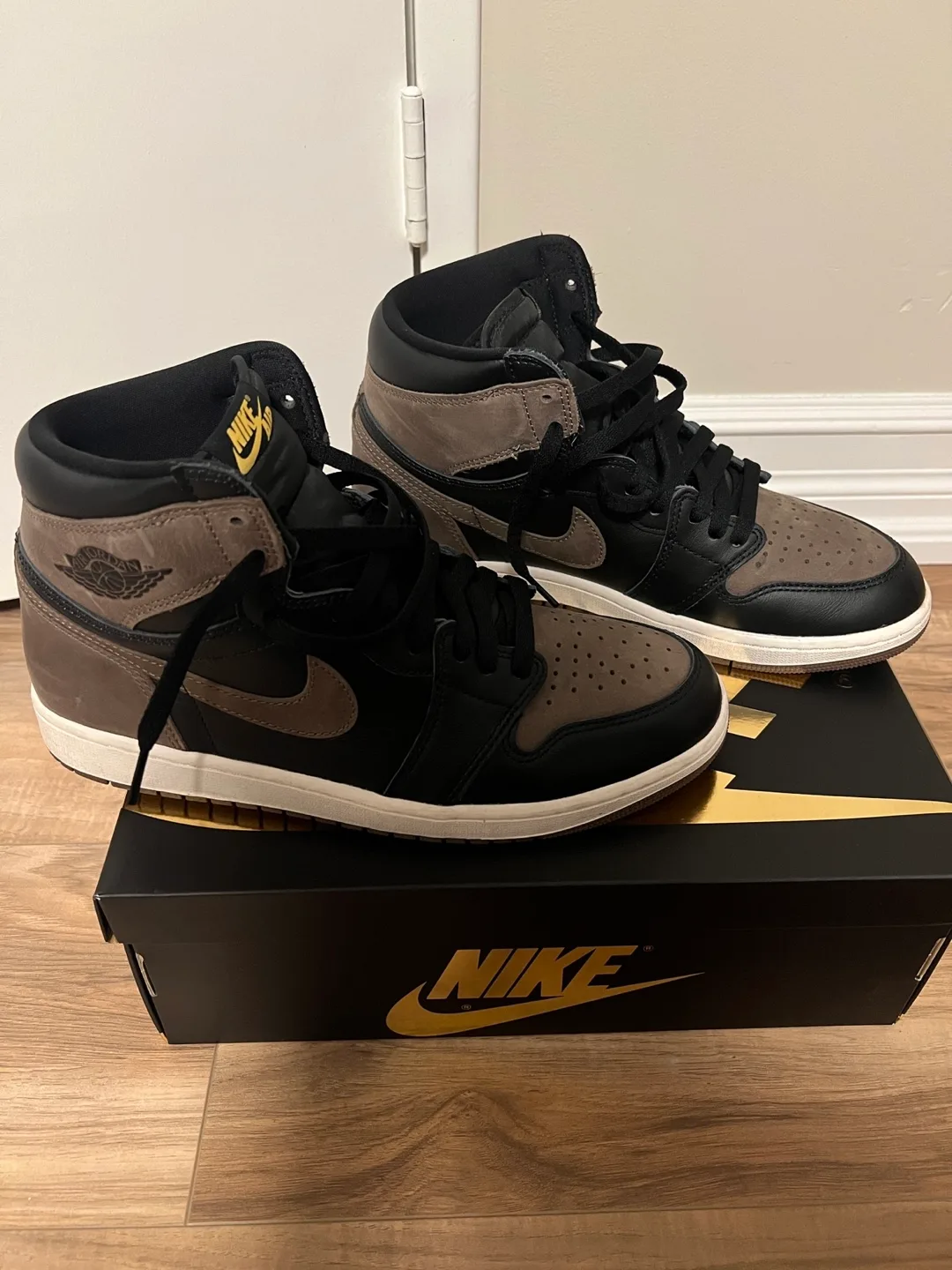 Nike Air Jordan 1 Palomino image indicator(2)