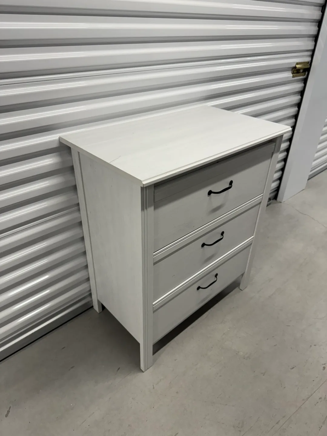 Ikea White 3-Drawer Dresser (DELIVERY AVAILABLE) image indicator(2)