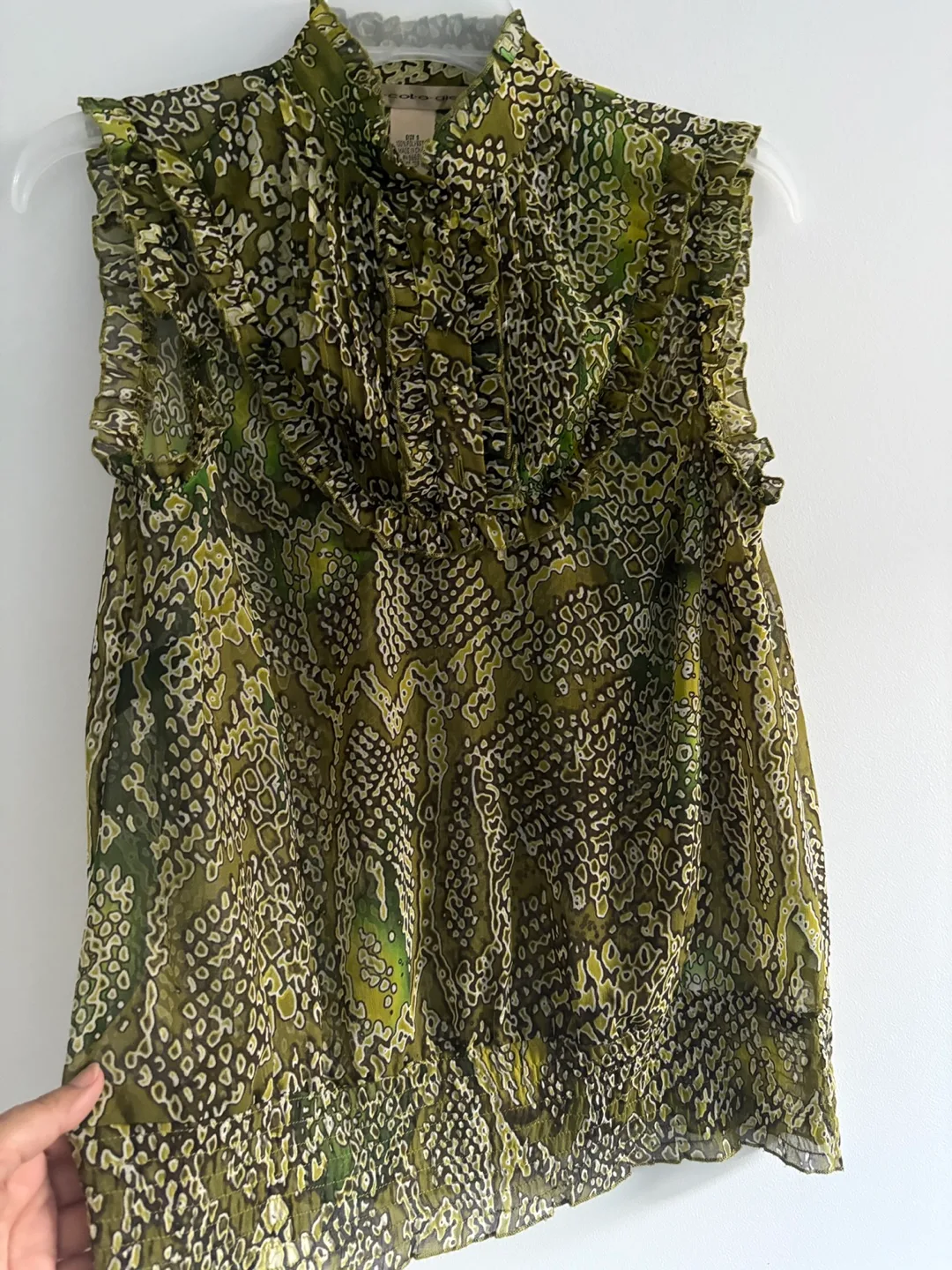 Beautiful Sleeveless Olive Green Blouse! Size S thumbnail