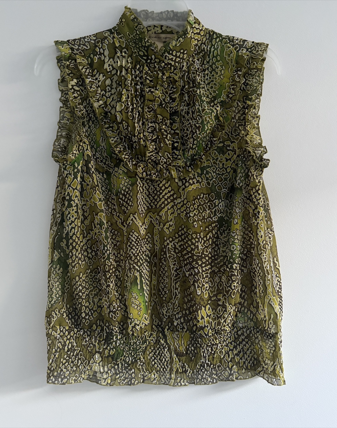 Beautiful Sleeveless Olive Green Blouse! Size S - photo 3