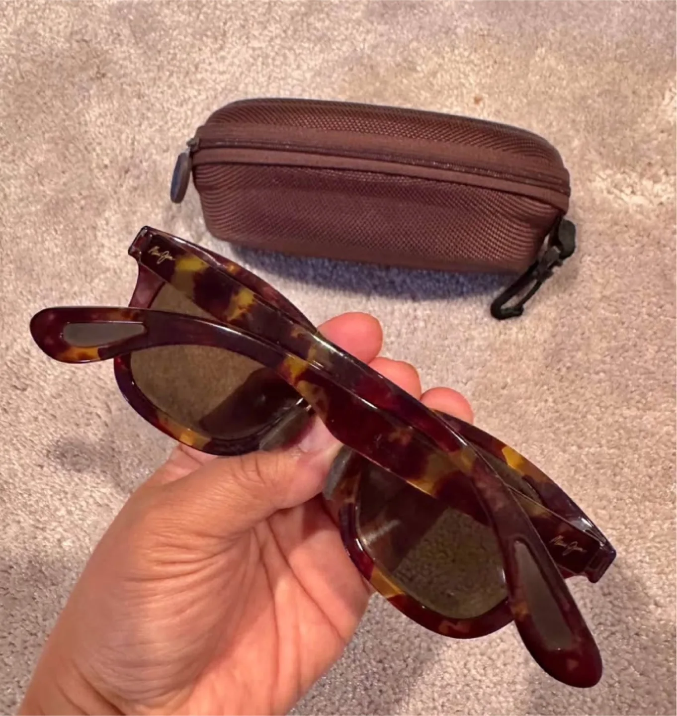 Maui Jim Unisex Sunglasses - Medium image indicator(2)