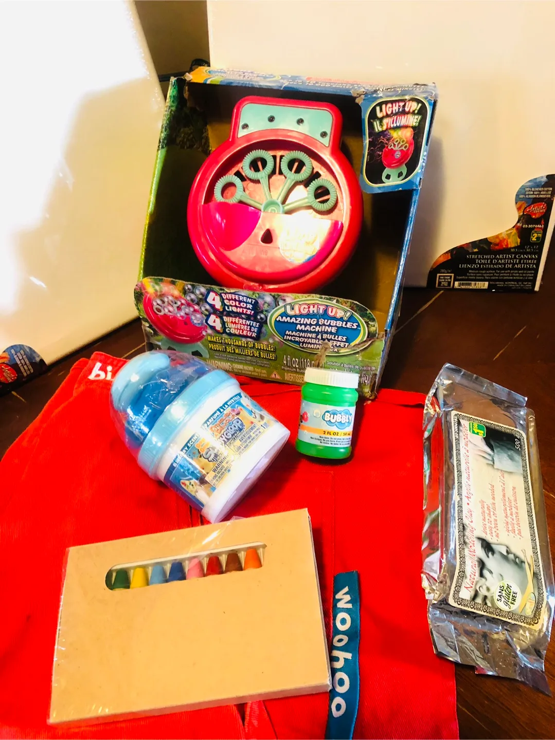 🇨🇦Never Bored Pack: Light Up Bubbles Machine, Slime, Clay etc thumbnail