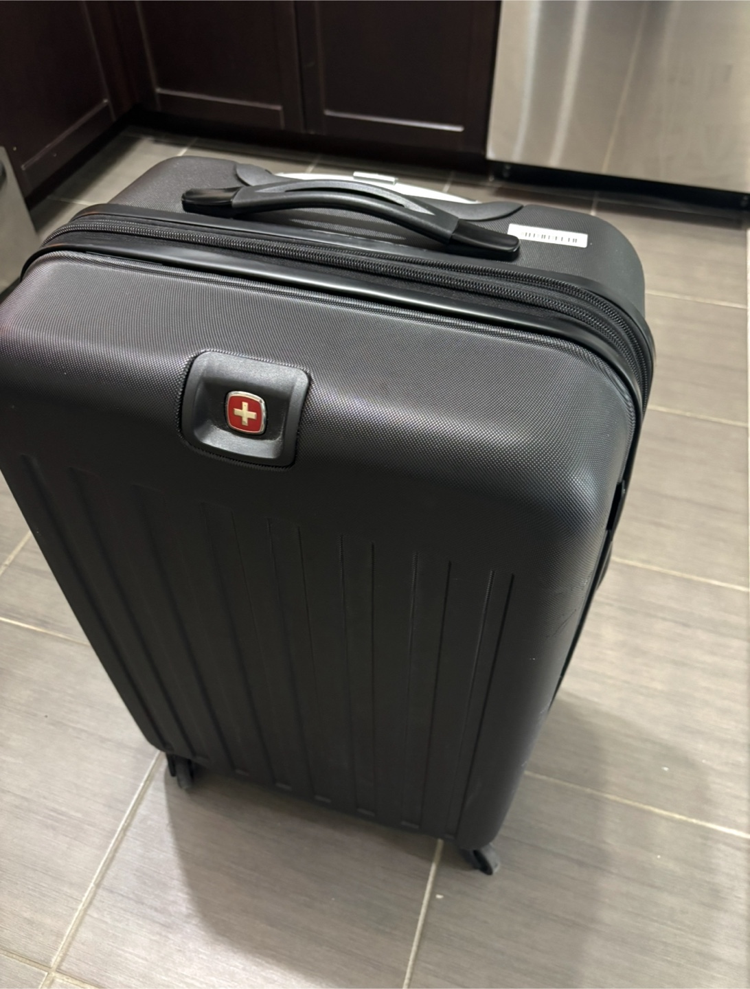 Swiss Gear Midsize Luggage - photo 2