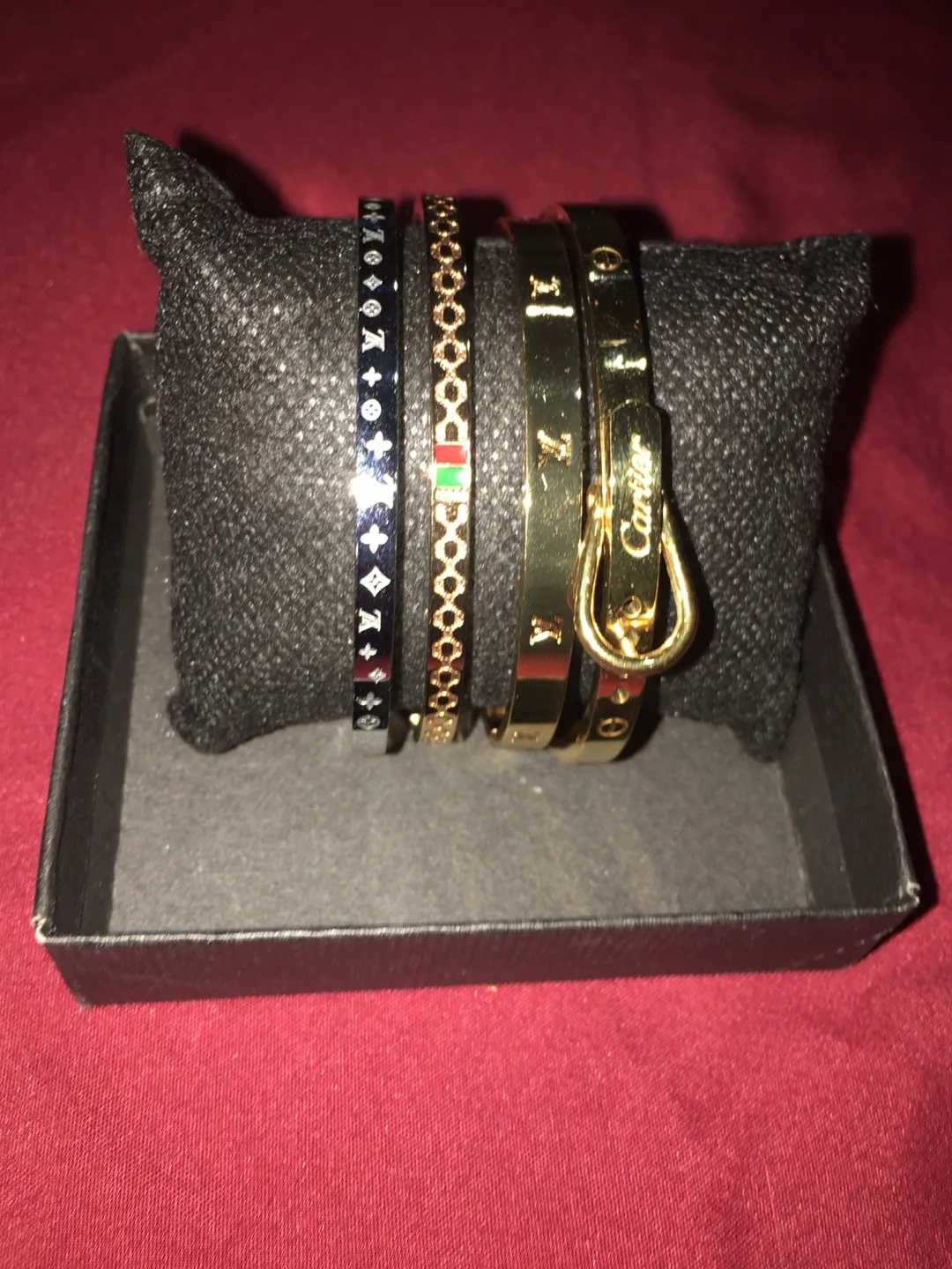 Designer Inspired Bangle Bracelet Set thumbnail