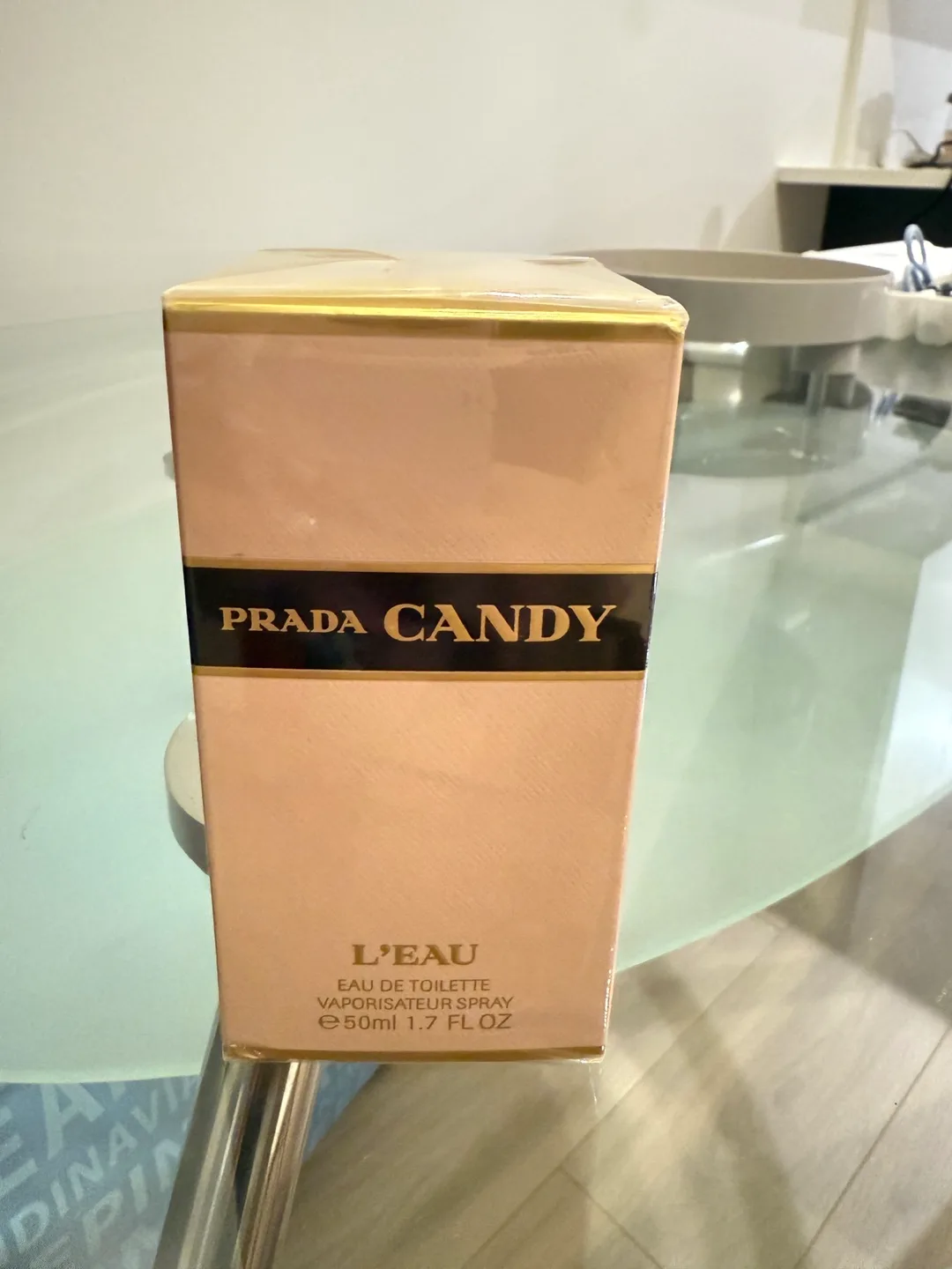 Prada Candy L'Eau Eau de Toilette 50ml thumbnail