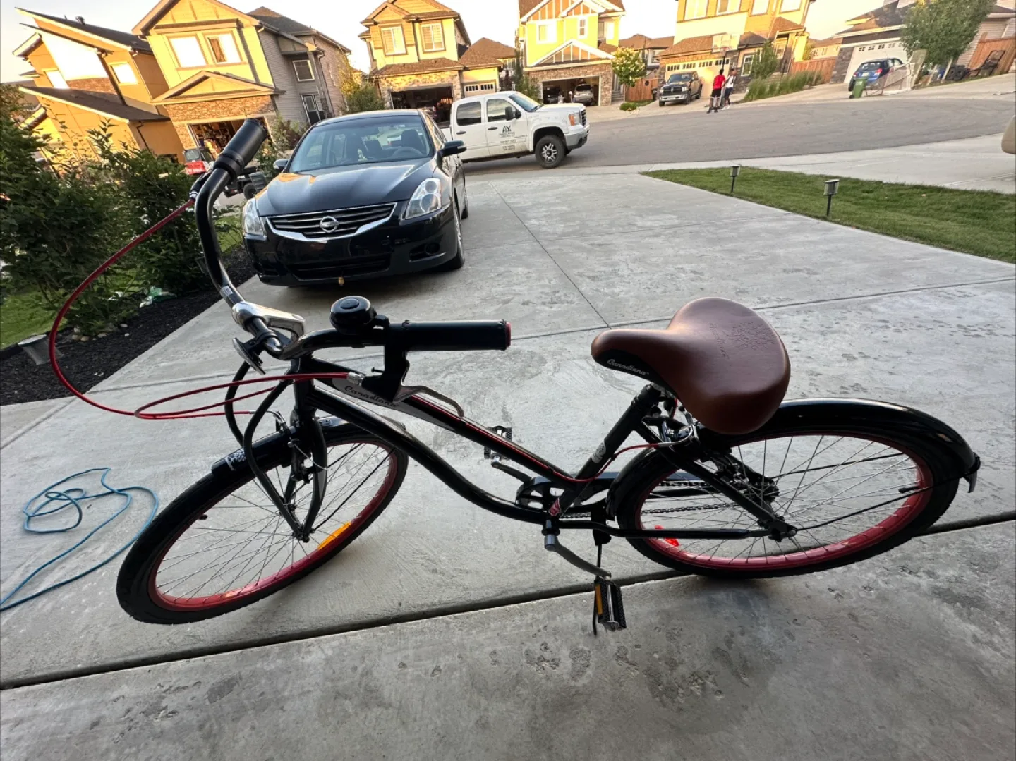 Canadiana Columbia Special Edition Cruiser Bike thumbnail