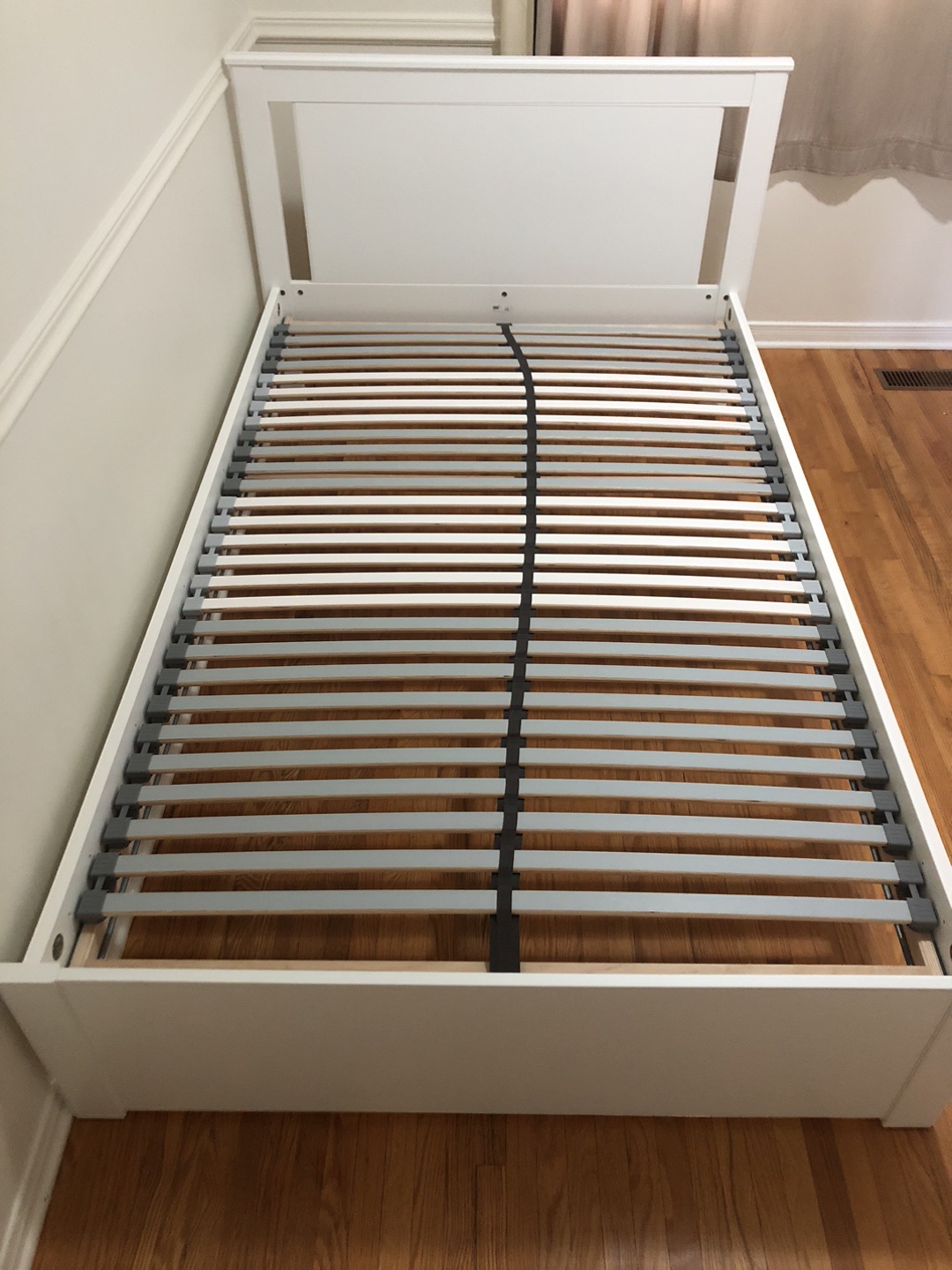IKEA SONGESAND Bed Frame + BALLEVÅG Pocket Spring Mattress - photo 4