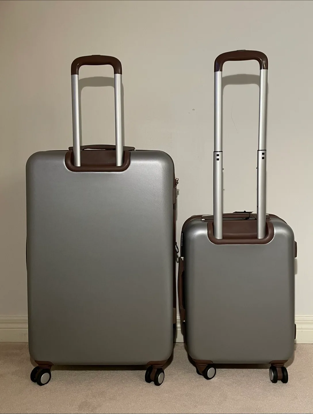 NEW! Samsonite Spectacular 2 Pc Hard Luggage Set $790 image indicator(6)