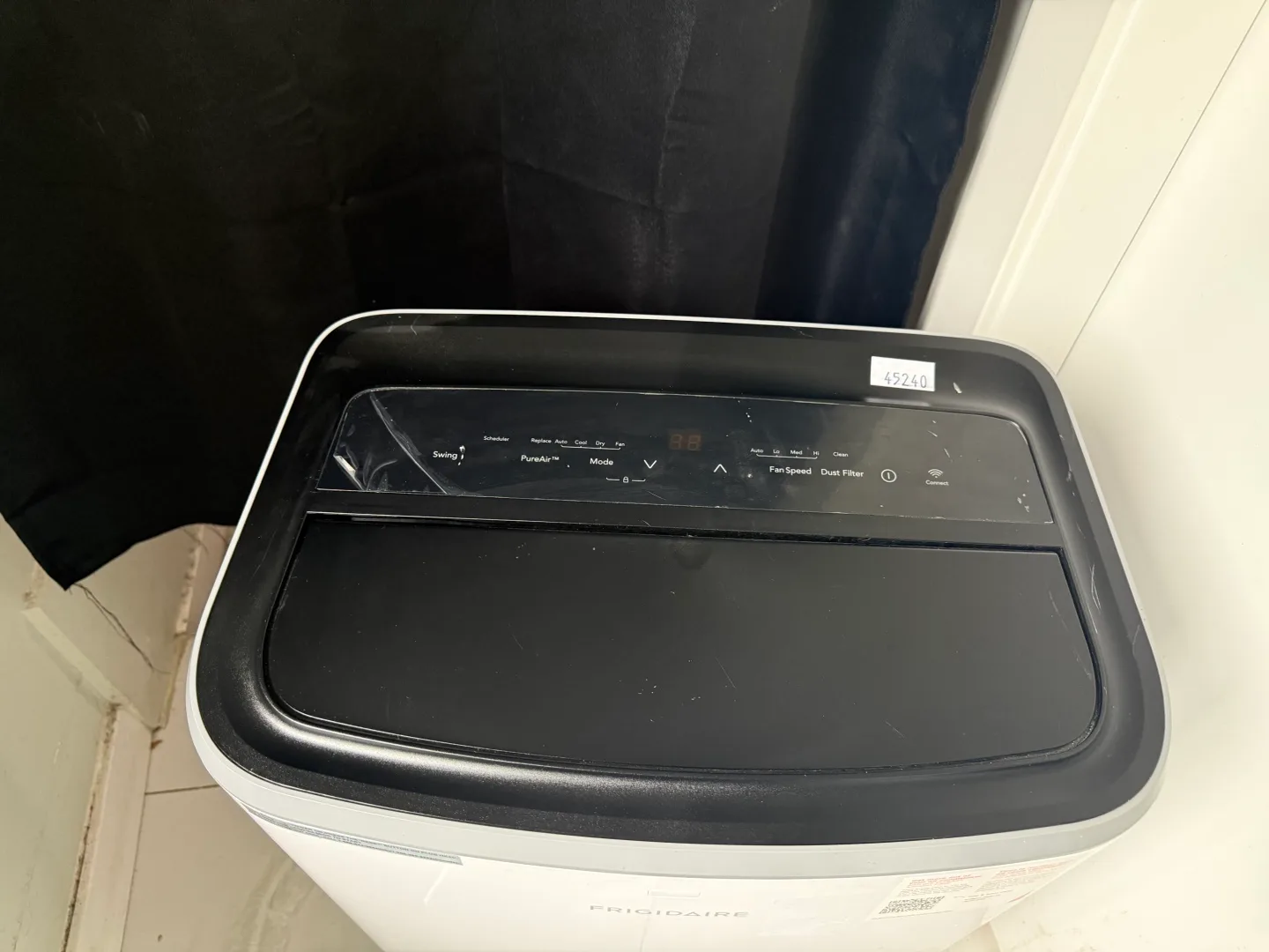 Electrolux FHPW142AC1 Portable Air Conditioner(14,000BTU) thumbnail