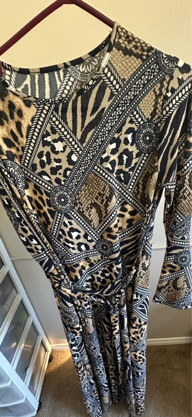Animal Print Long Sleeve Dress - photo 2