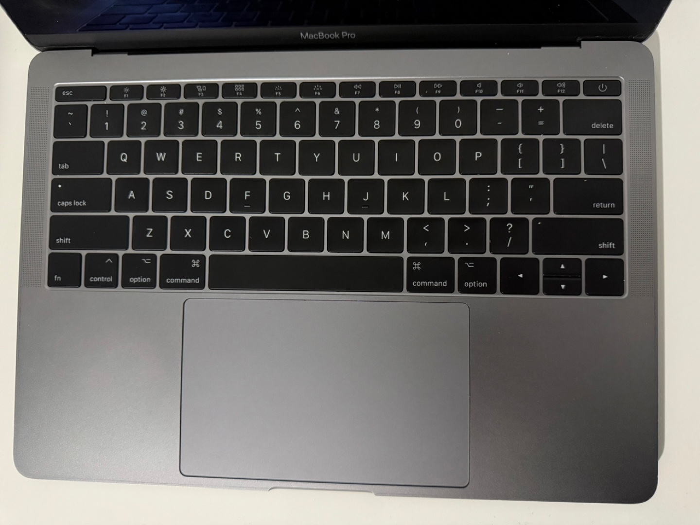MacBook Pro - photo 3