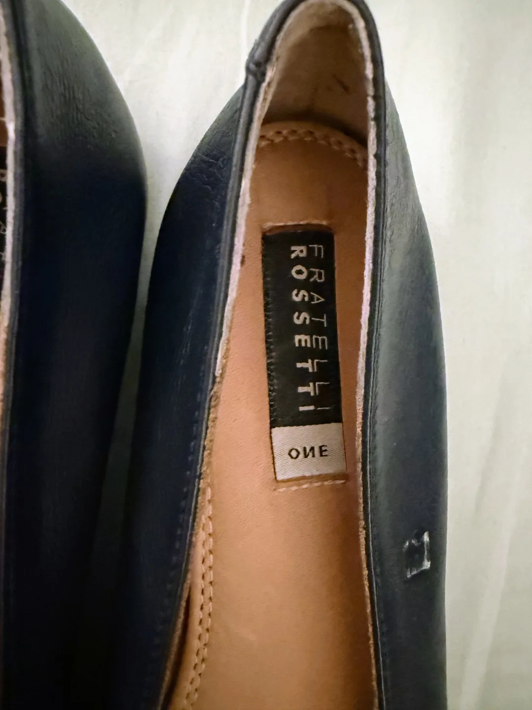 Fratelli Rossetti Black Leather Flats image indicator(7)