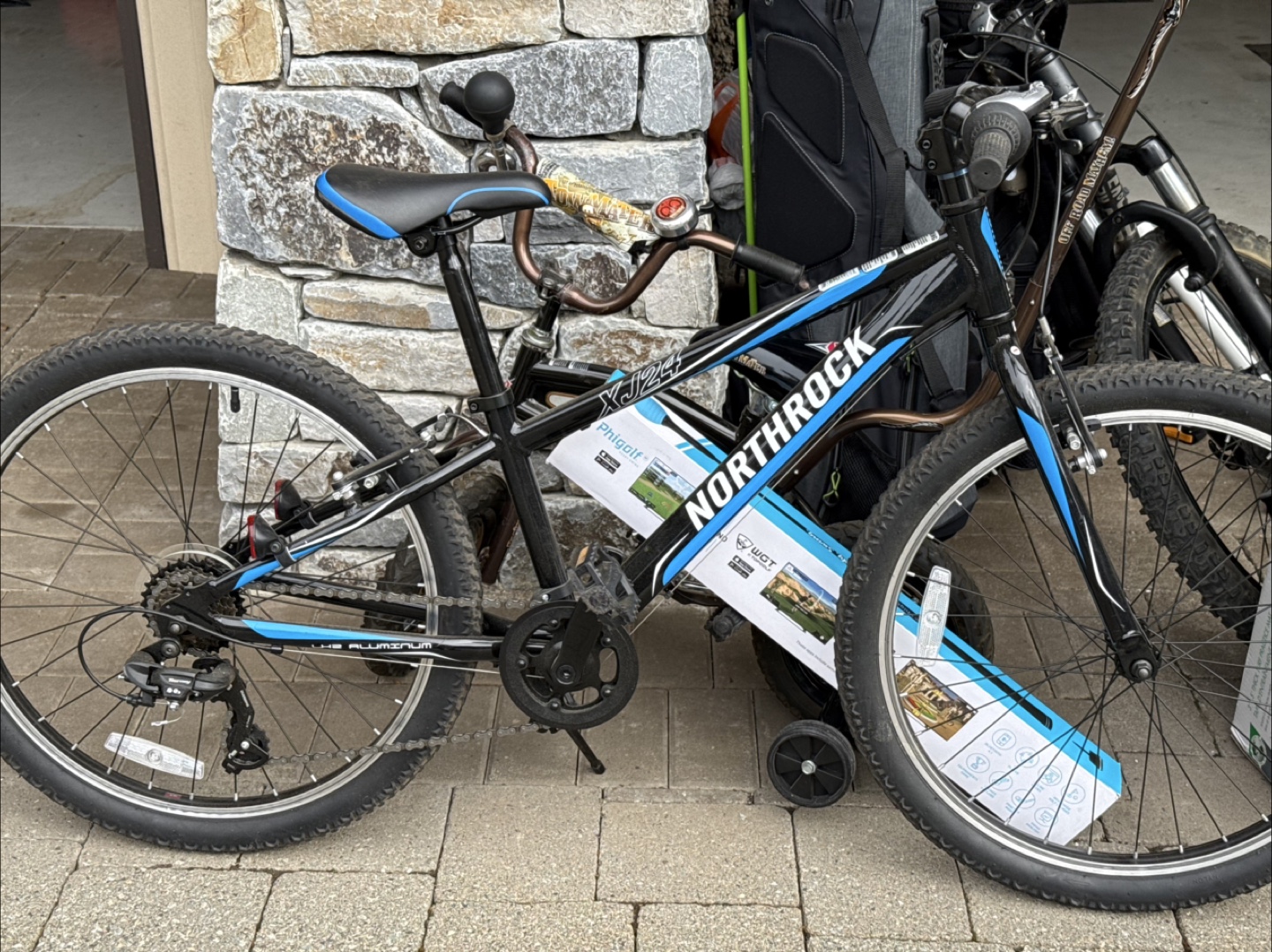 Northrock Xc24 Kids' Mountain Bike - photo 3