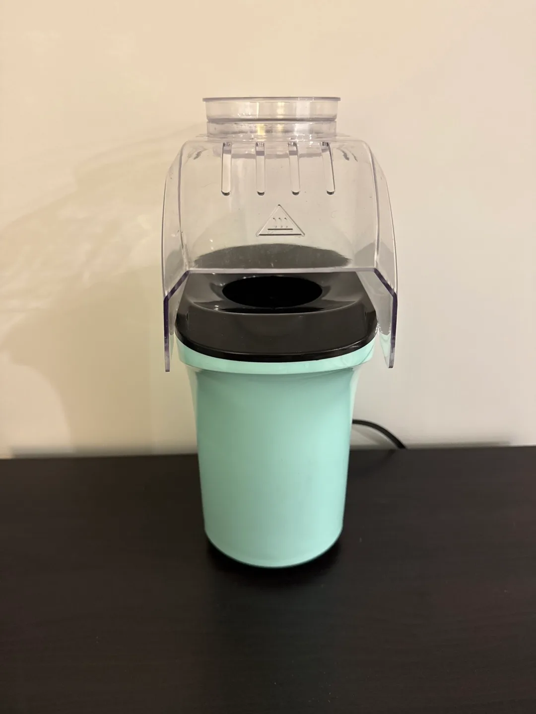 DASH Hot Air Popcorn Maker - Mint Green image indicator(2)