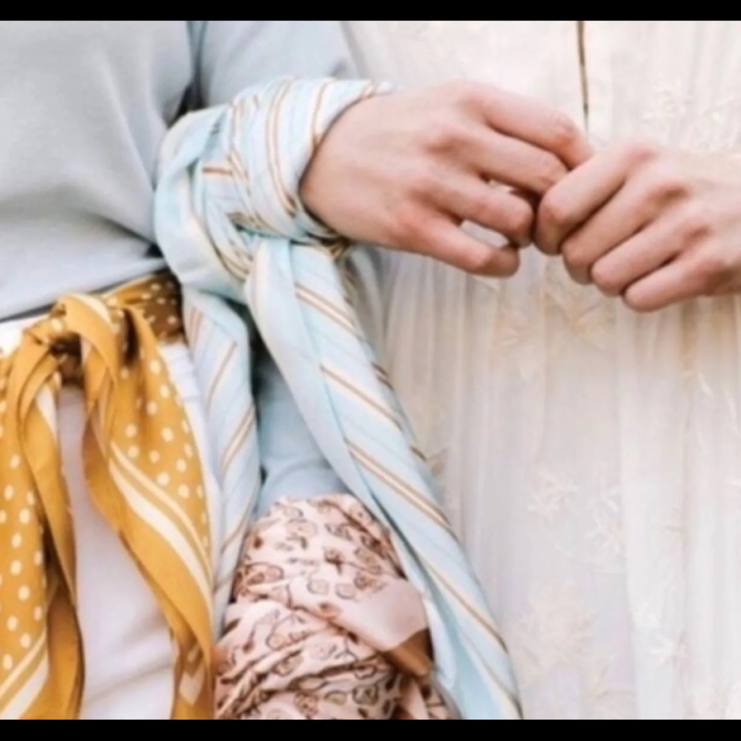 Light Blue Striped Scarf image indicator(2)