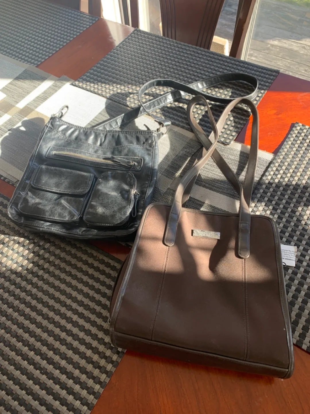 2 Handbags / Purses for $8 thumbnail
