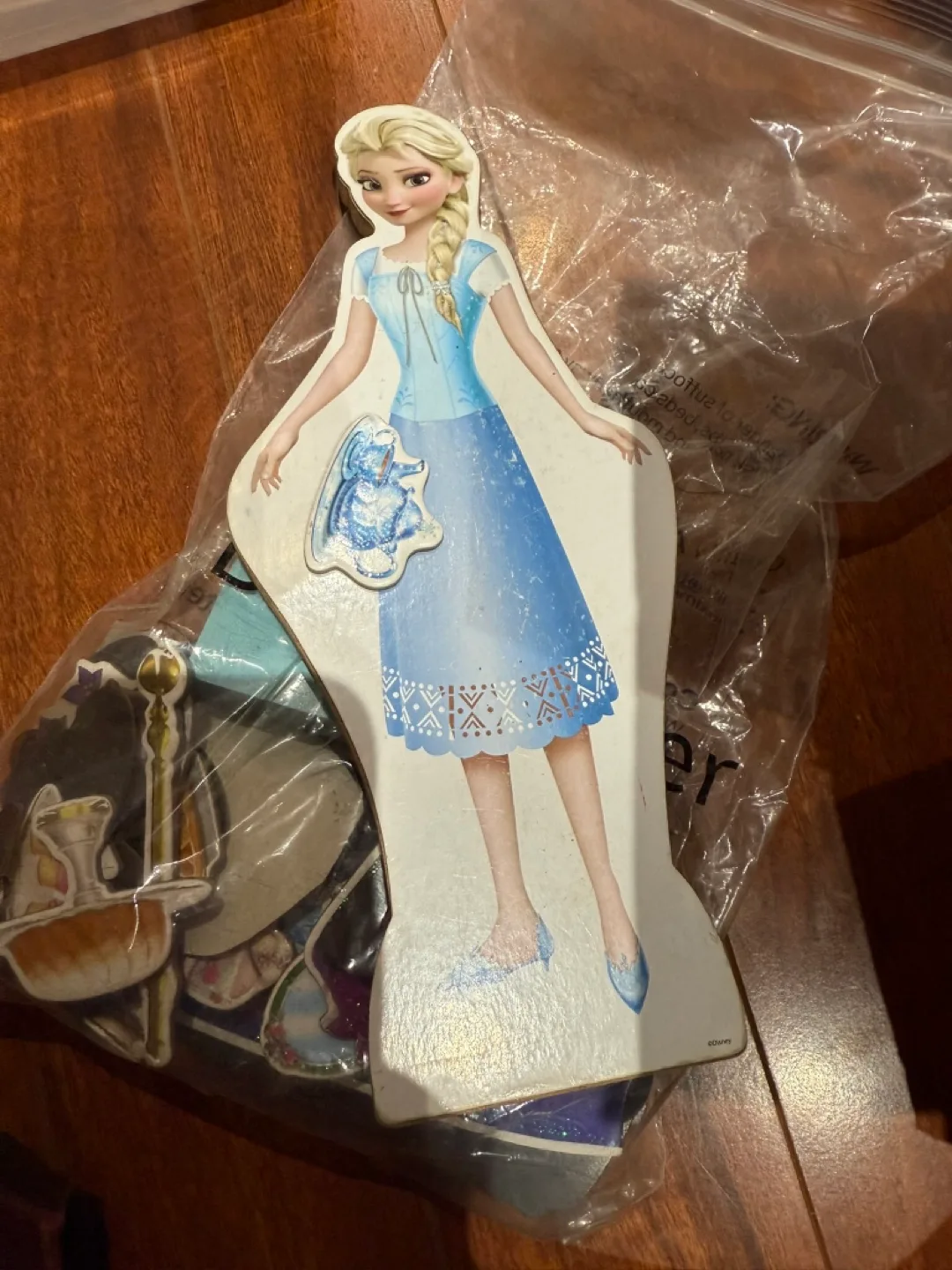 Disney Frozen Elsa Dress-Up Set 🇨🇦 thumbnail