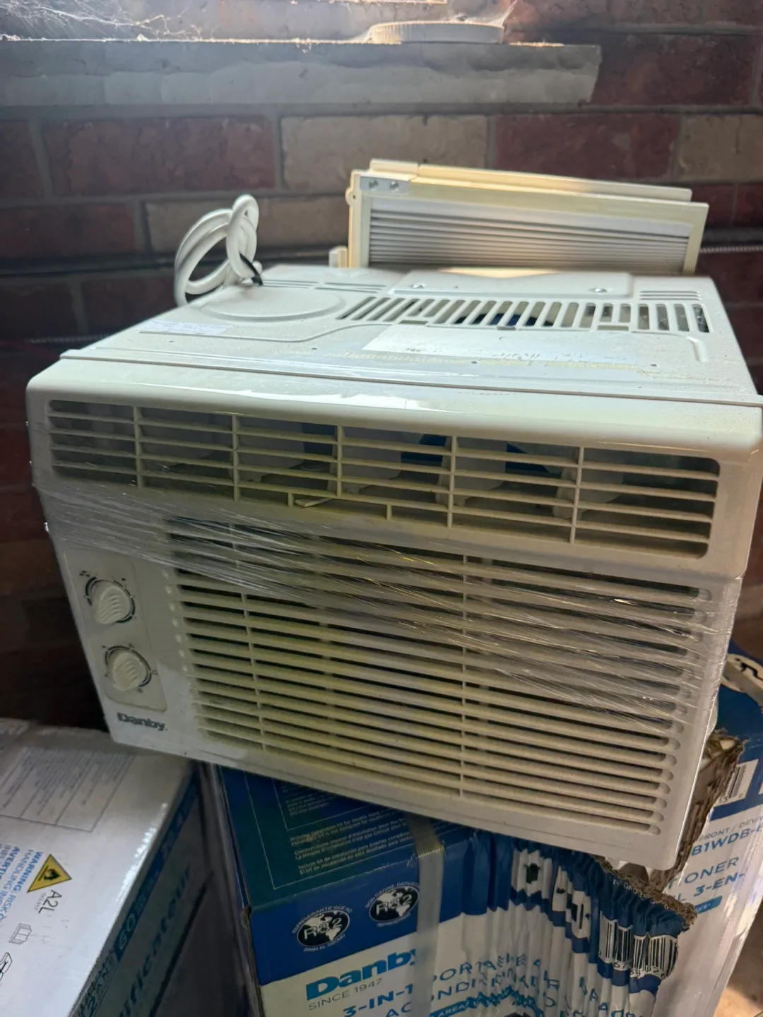 Danby Window Air Conditioner image indicator(2)
