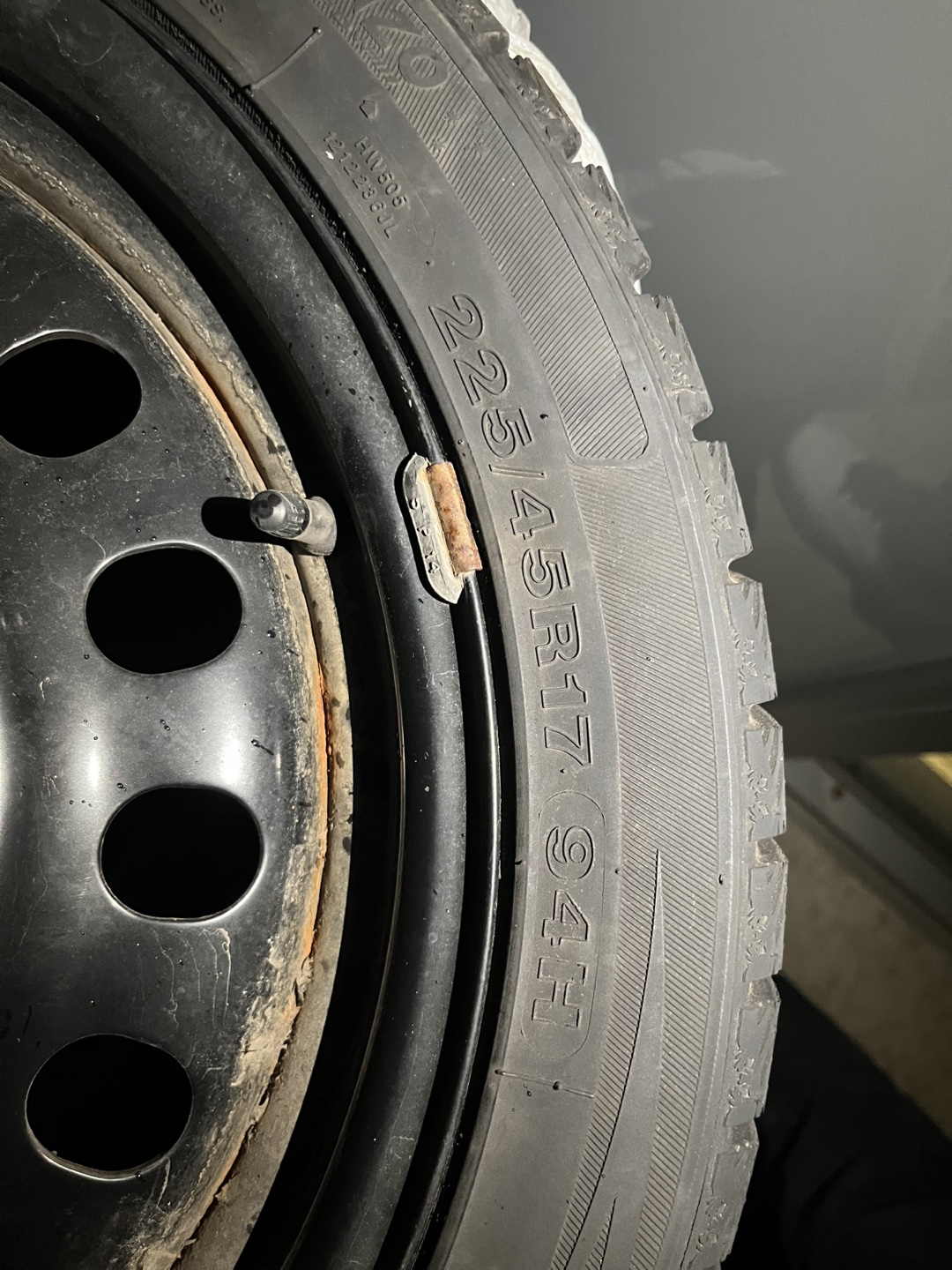 225/45R17 94H Tire - photo 5