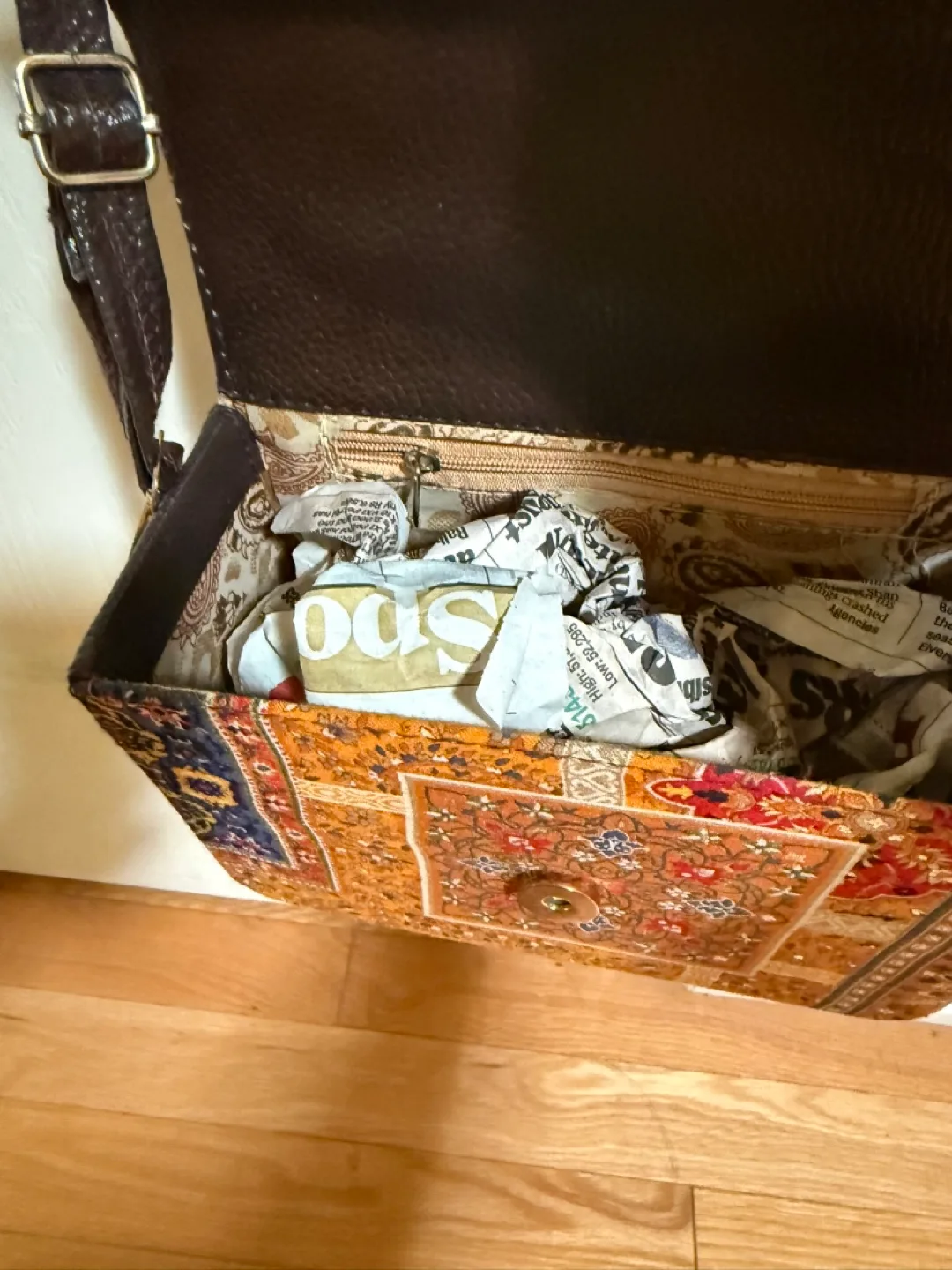 Patterned Crossbody Bag 🇨🇦 image indicator(3)