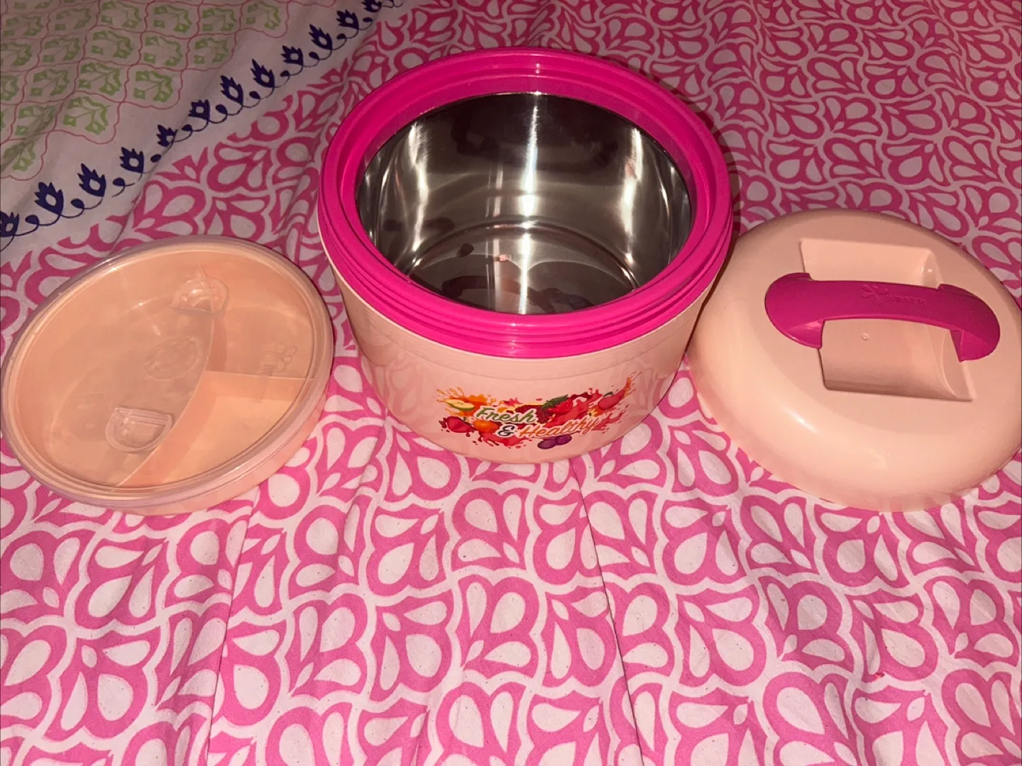 Pink Food Carrier thumbnail