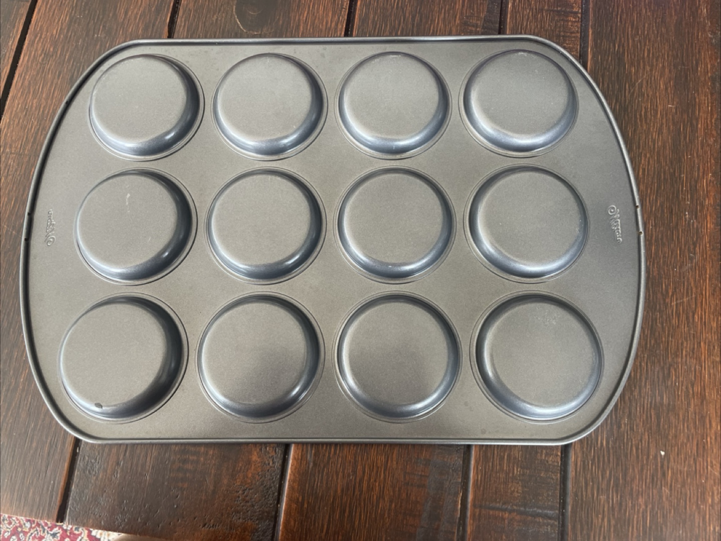 Free Wilton whoopie pie baking pan - photo 2