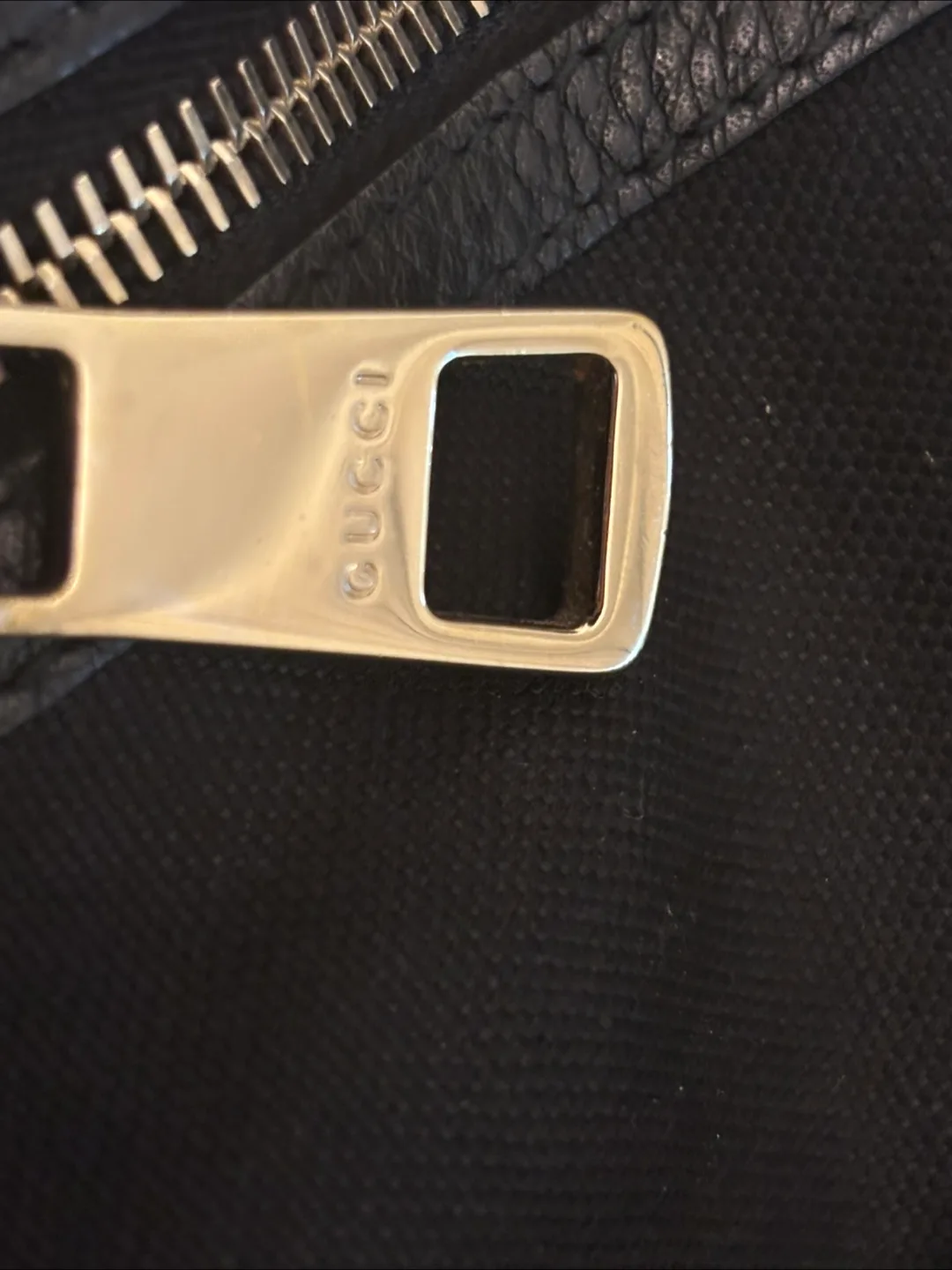 Gucci Bamboo Black Leather Tote Bag image indicator(4)