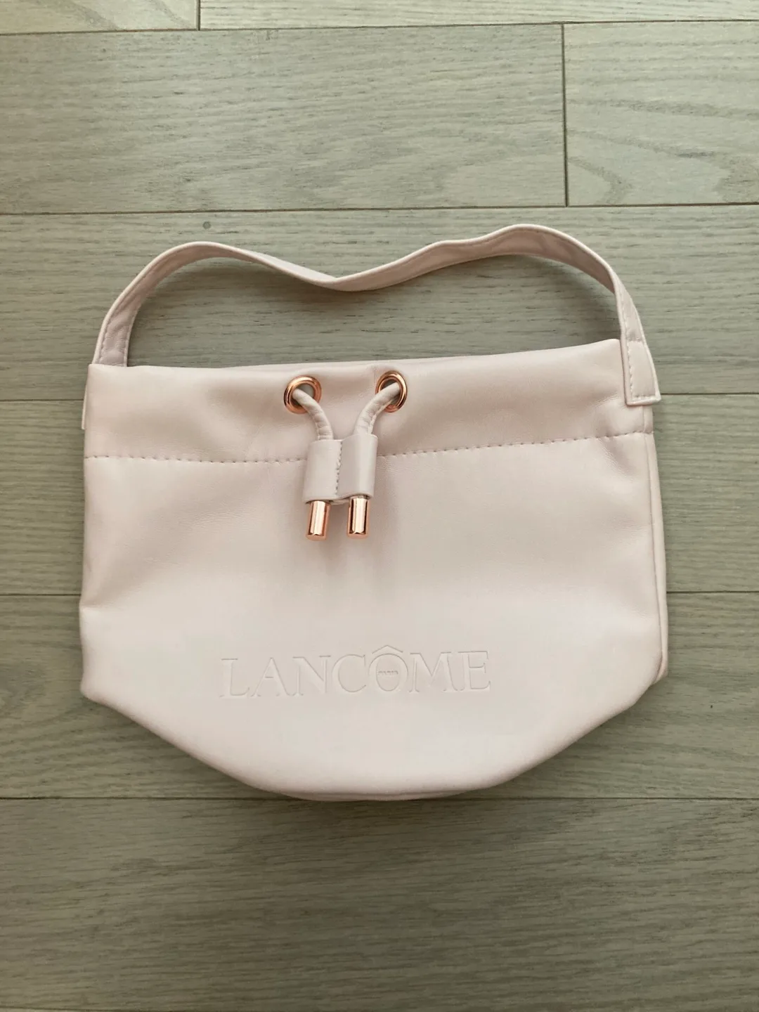 🇨🇦🍁Lancôme Light Pink Makeup Bag thumbnail