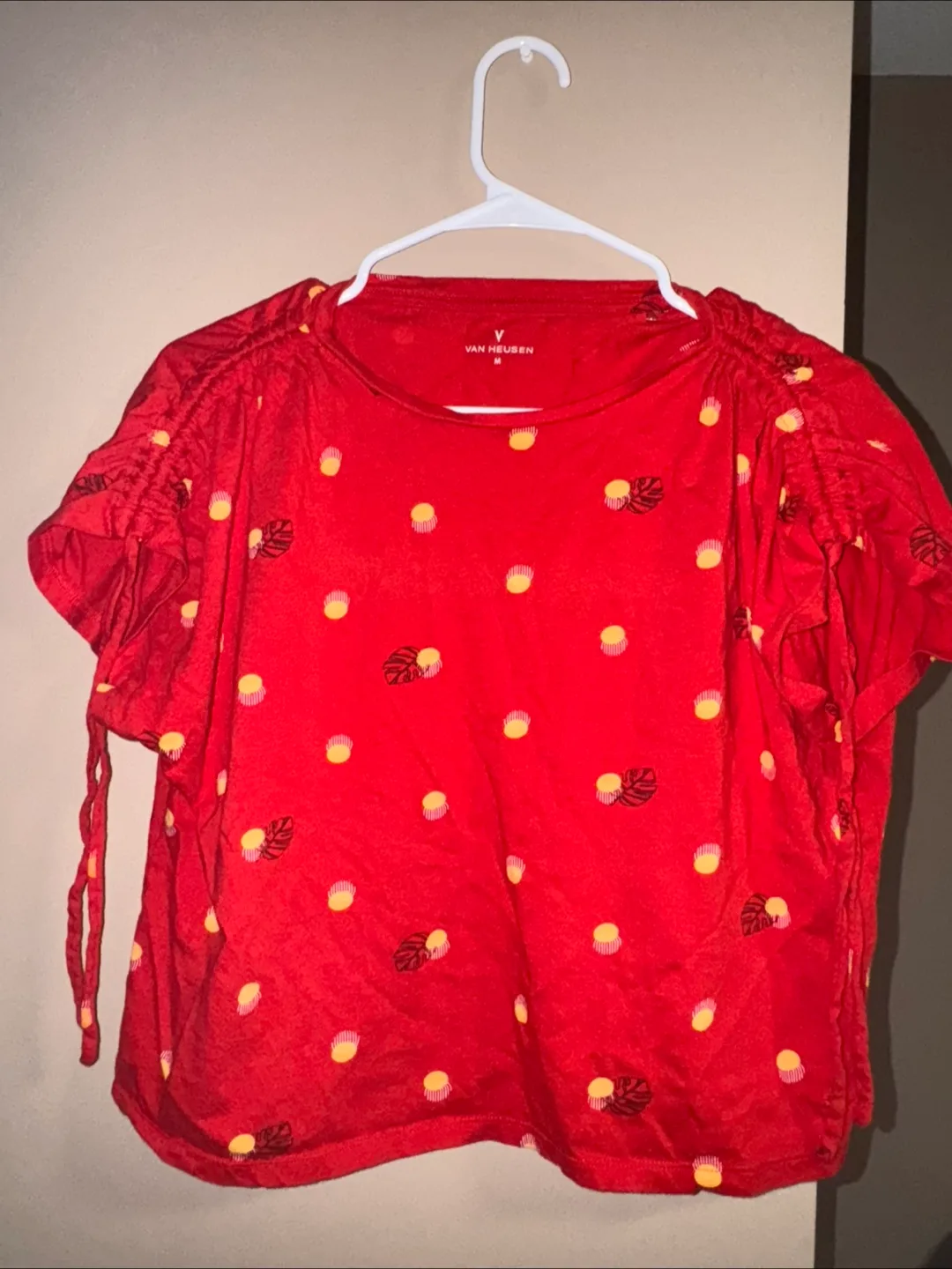 Van Heusen Women's T-Shirt - Size M thumbnail