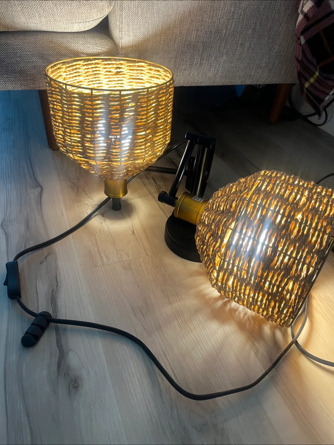 Woven Wall Sconce - Rustic/vintage looking image indicator(2)