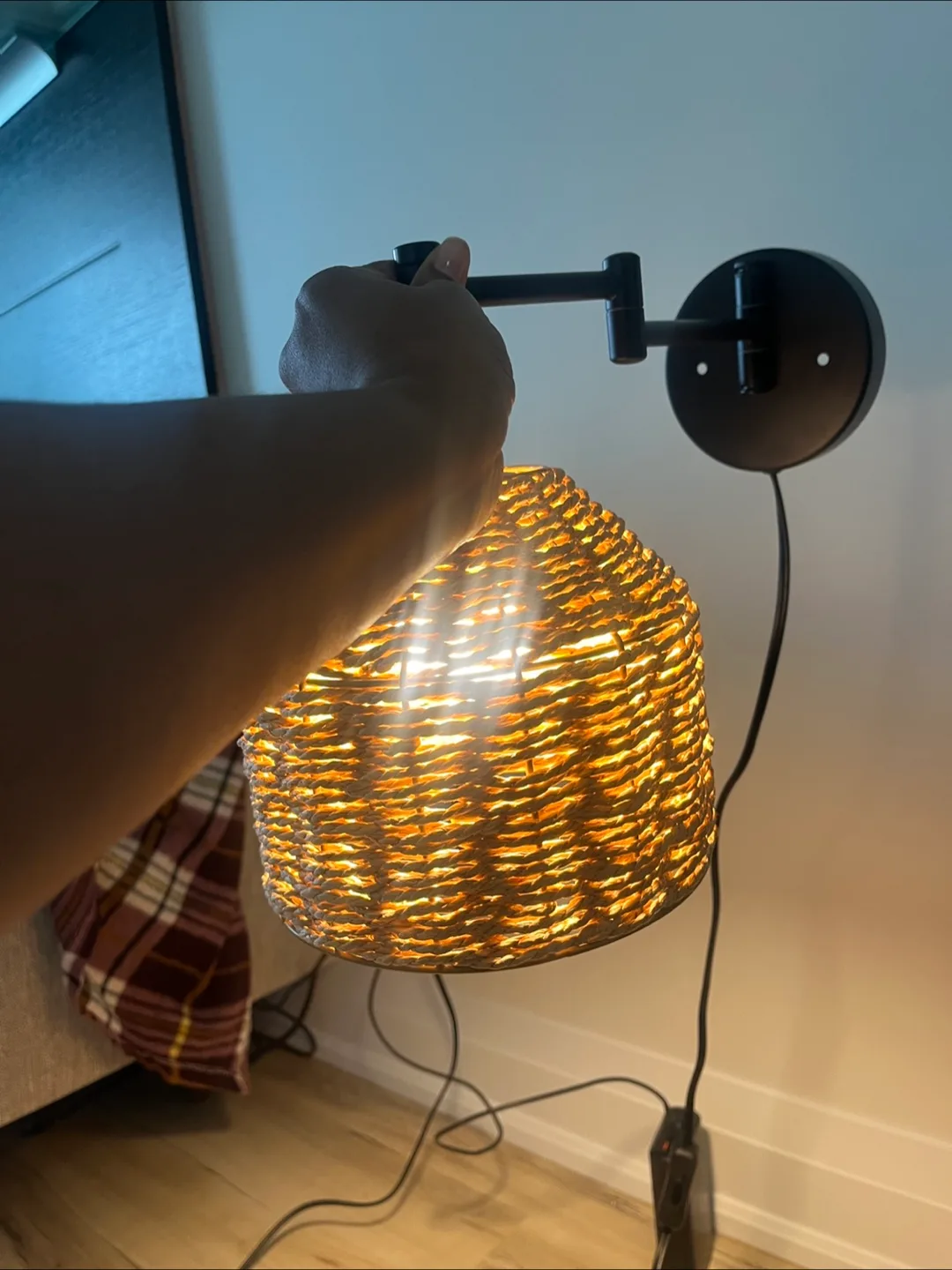 Woven Wall Sconce - Rustic/vintage looking image indicator(3)