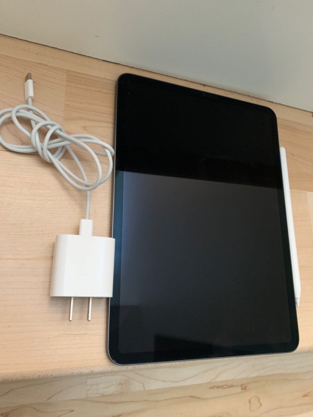 iPad Pro 11” + Apple Pencil | $600 OBO | NEED GONE ASAP