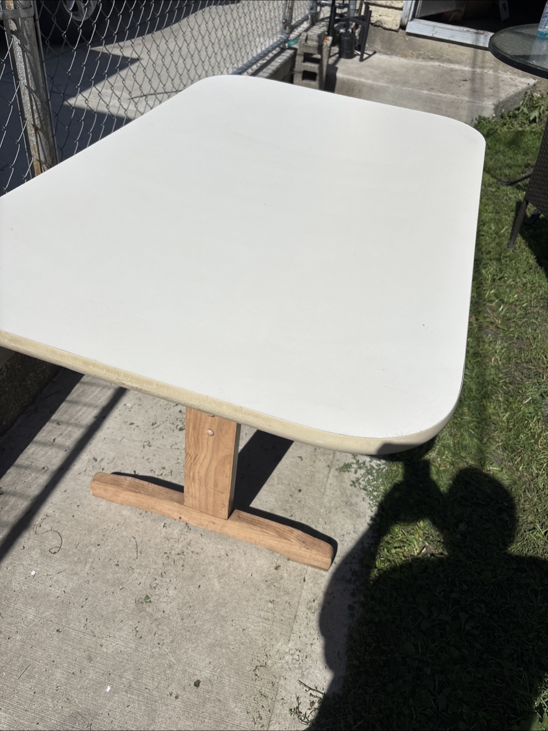White Table - photo 3