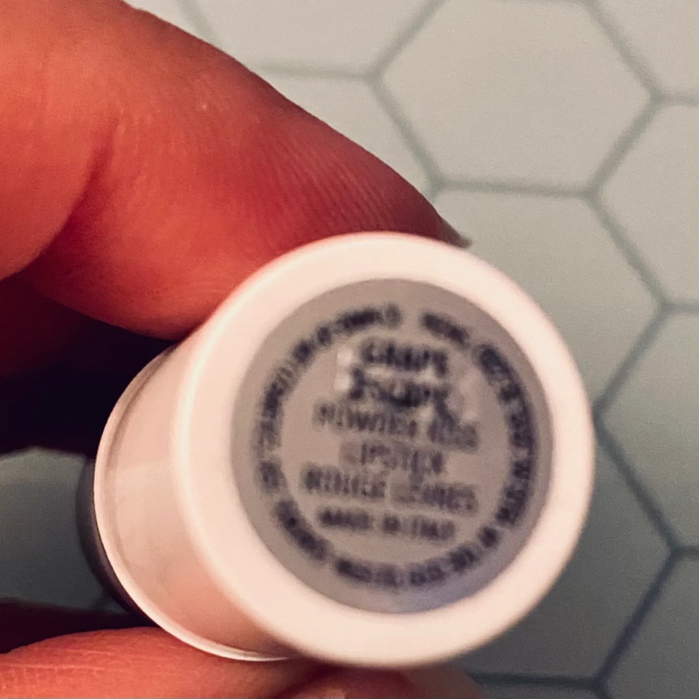 Mini MAC Powder Kiss Lipstick in Grape Escape image indicator(5)