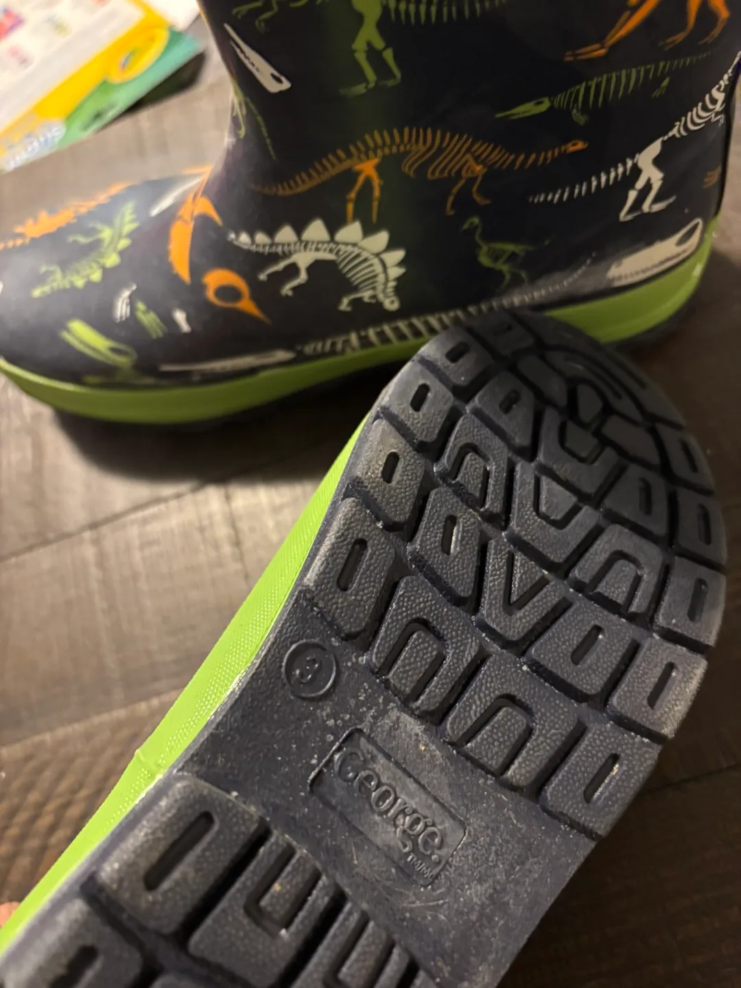 George Dinosaur Rain Boots - Size 3 image indicator(4)