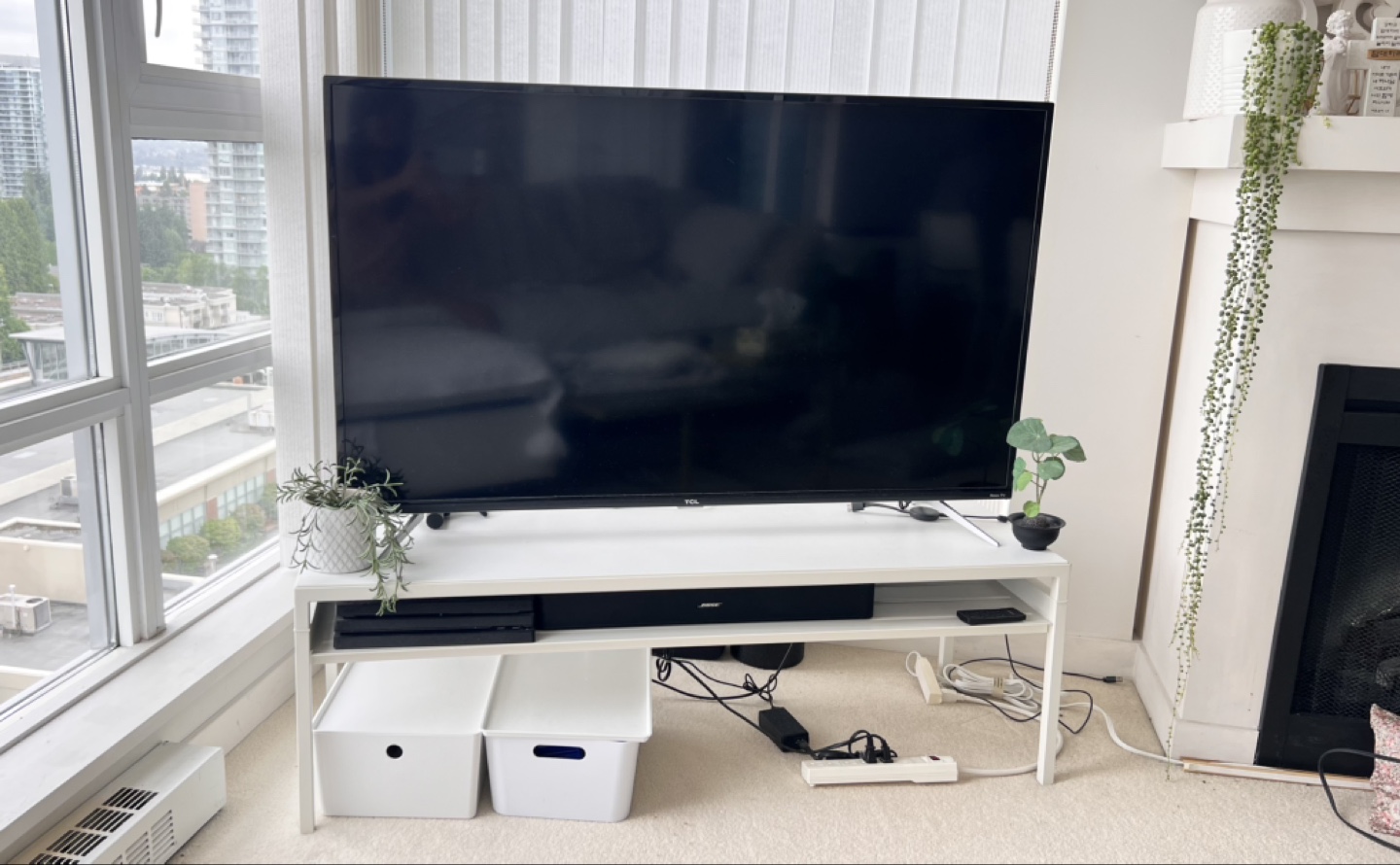 TV stand & TCL 50S423-CA 50" 4K UHD LED TV