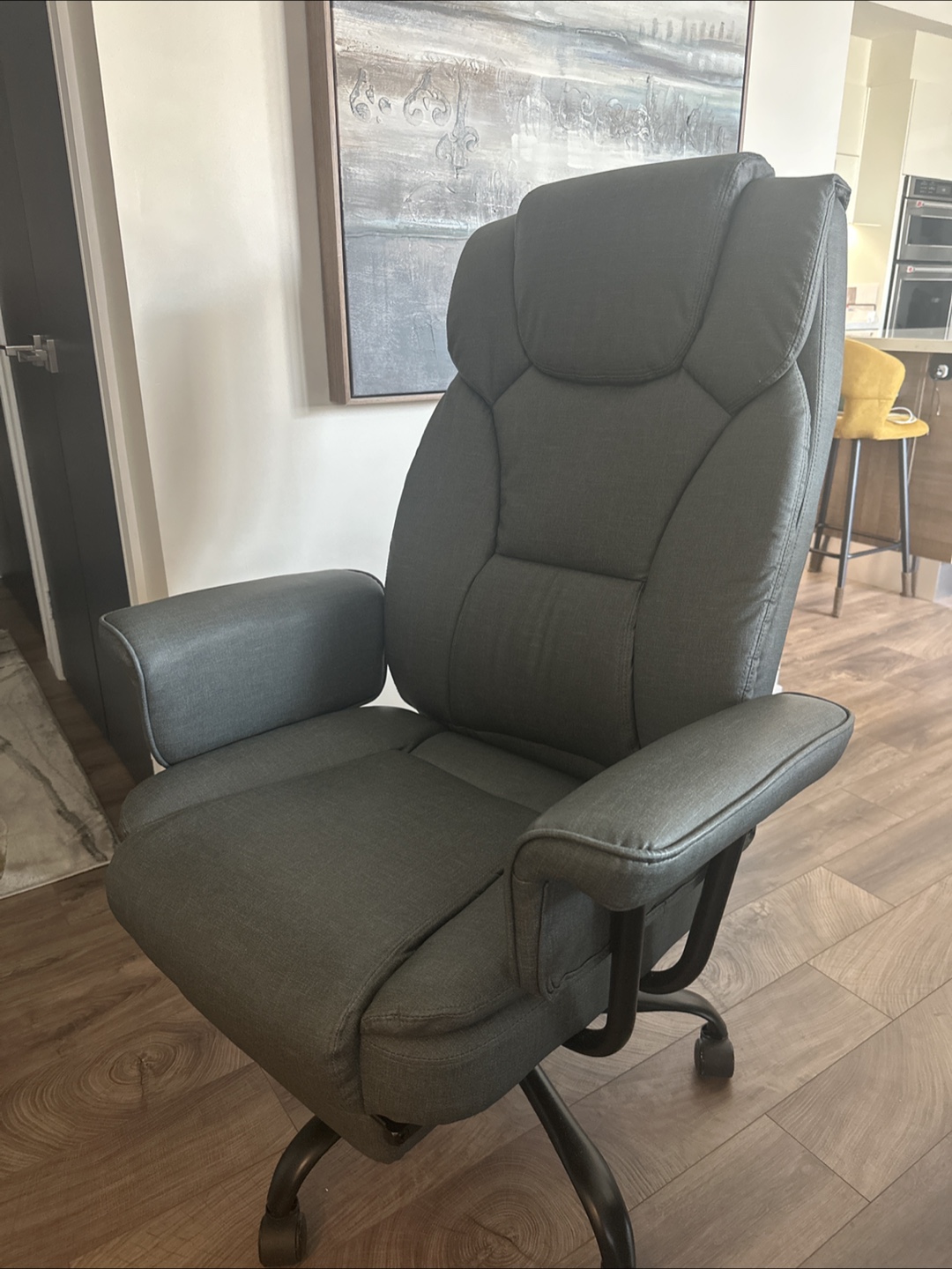Grey Office Chair with Footrest