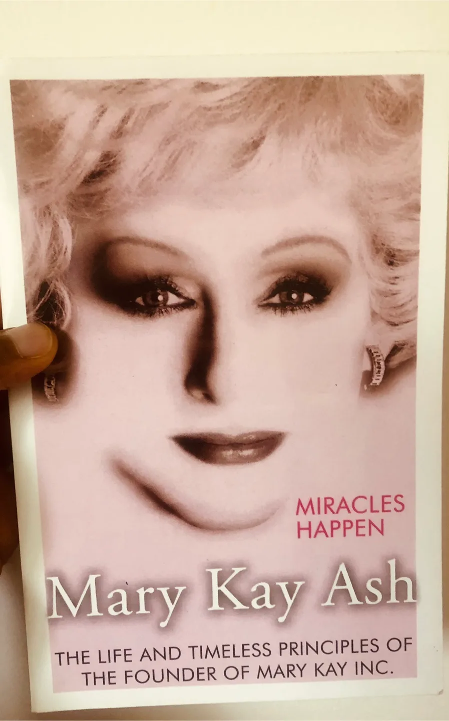 Mary Kay Ash: Miracles Happen Book thumbnail