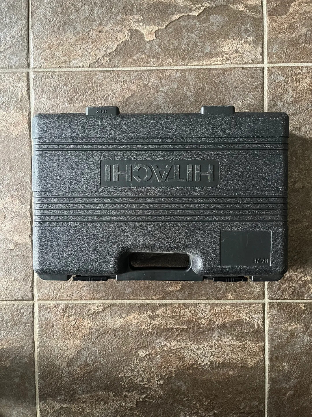 Hitachi DS12DVF3 Cordless Drill Kit thumbnail