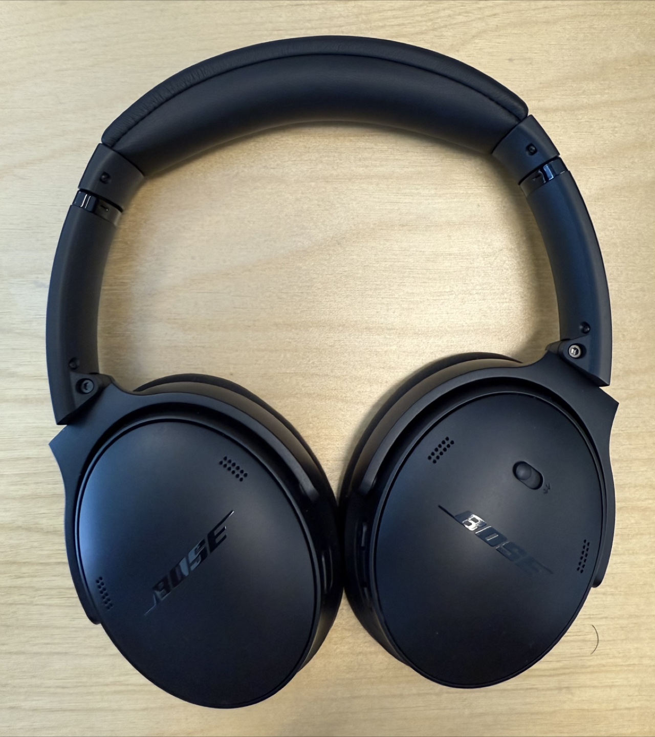 Bose QuietComfort Black Headphones - photo 3