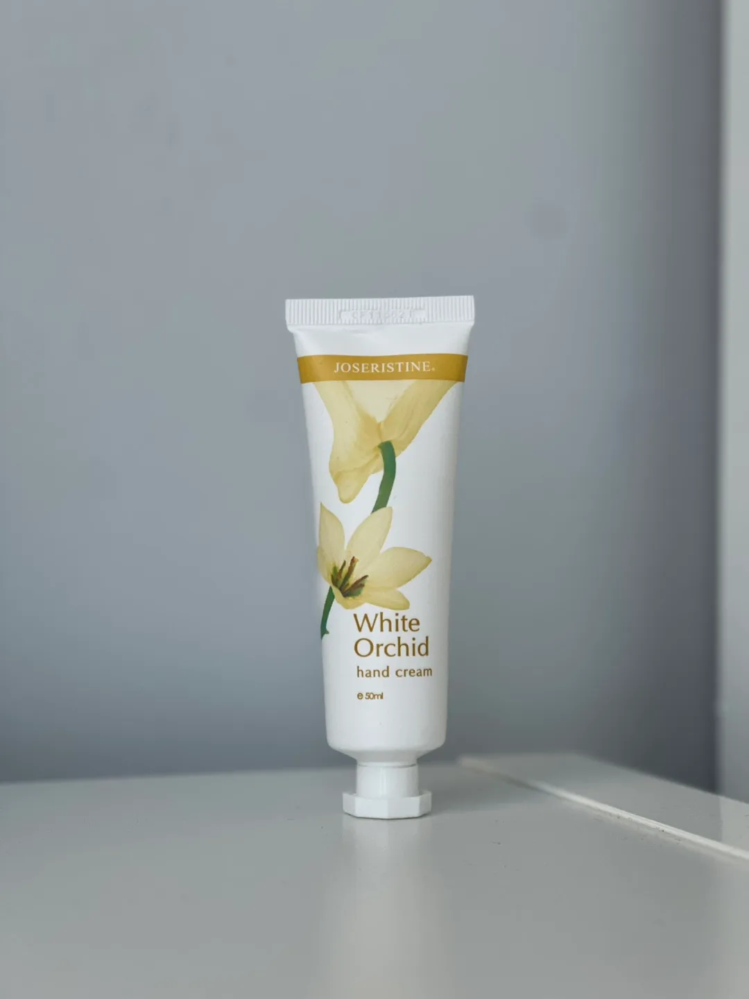 (100% New!) Joseristine White Orchid Hand Cream thumbnail