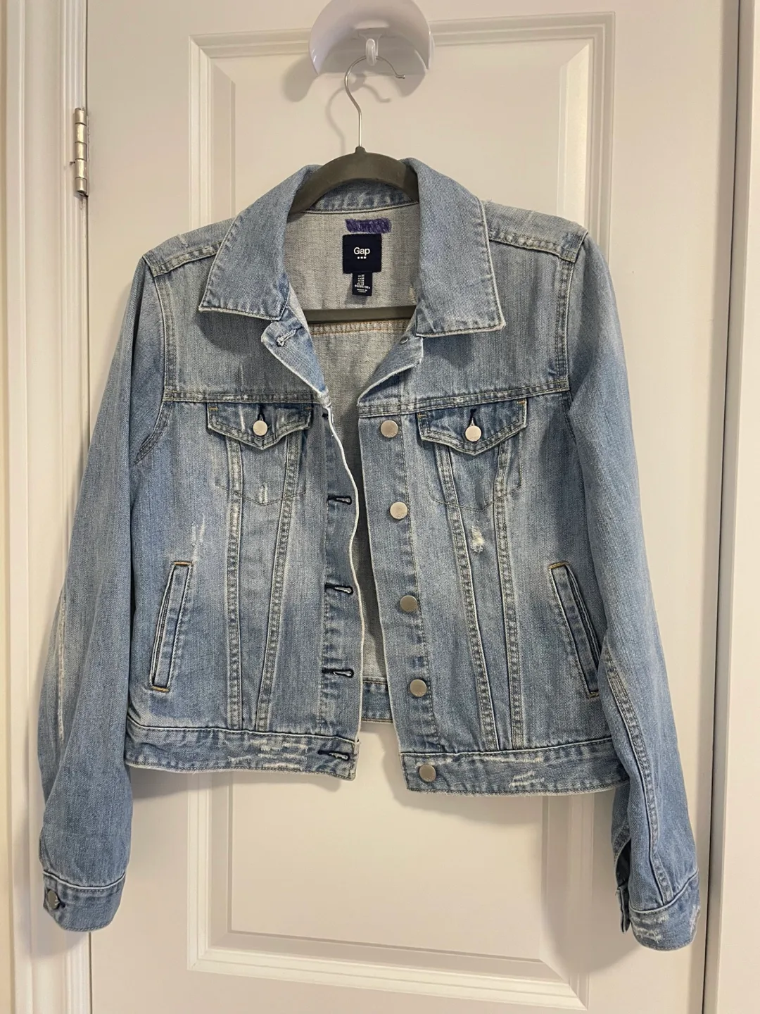 Gap Denim Jacket - Size M thumbnail