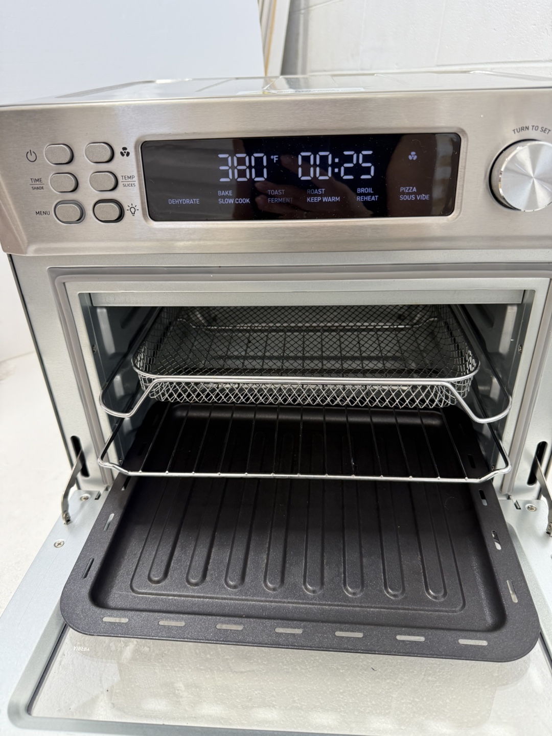 Cosori 10-in-1 Smart Air Fryer Toaster Oven - photo 4