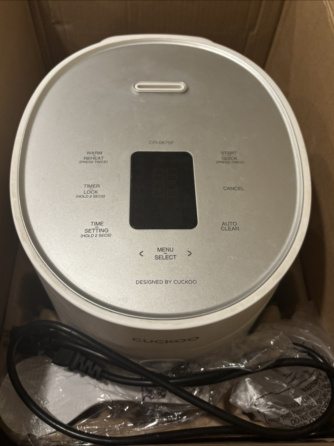 Cuckoo CR-0675F Rice Cooker - Like New! - photo 2