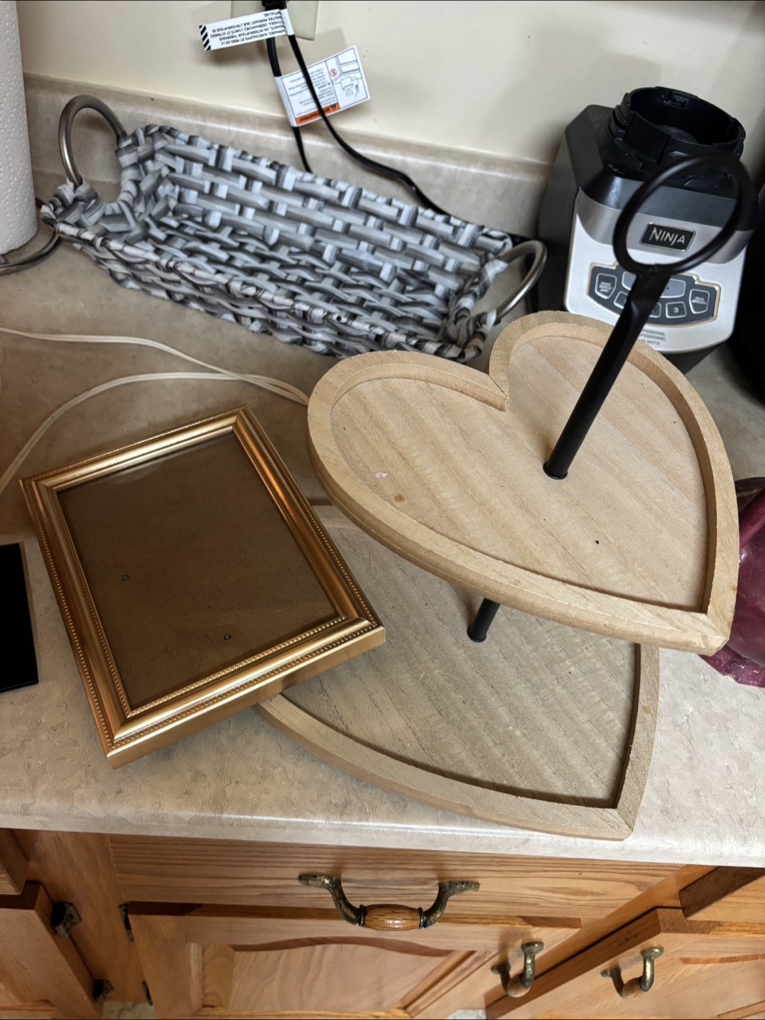 Home Decor Lot: Lamp, Vase, Quartz, Frame, etc - photo 4