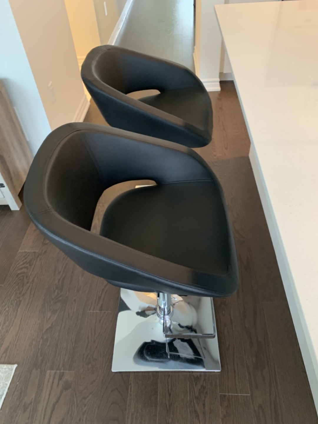 Black Bar Stools - Set of 2 - photo 2
