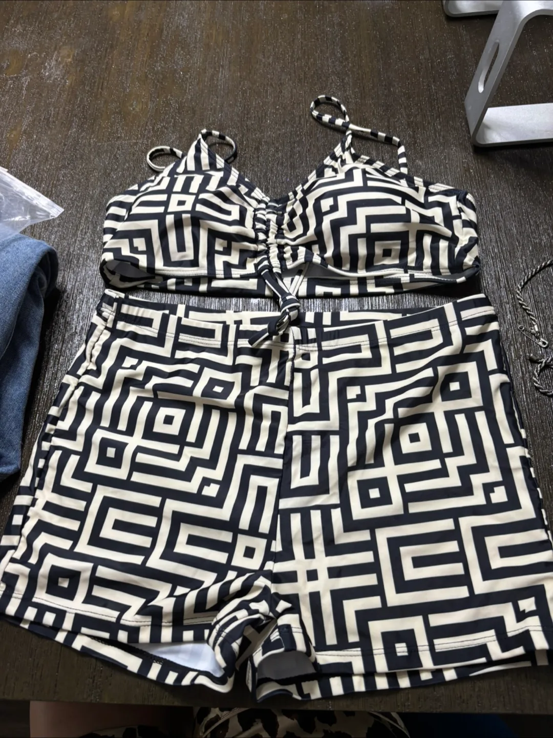 Brand NEW Swimwear Set Black and White Pattern, Size L fits M-L image indicator(3)